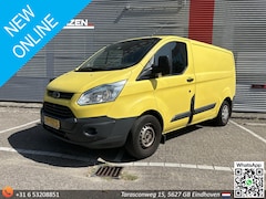 Ford Transit Custom - 250 2.2 TDCI L1H1 Base | Bijrijdersbank | Airco | Cruise | PDC | Trekhaak |