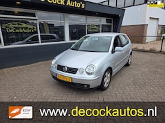 Volkswagen Polo - 1.4-16V Sportline