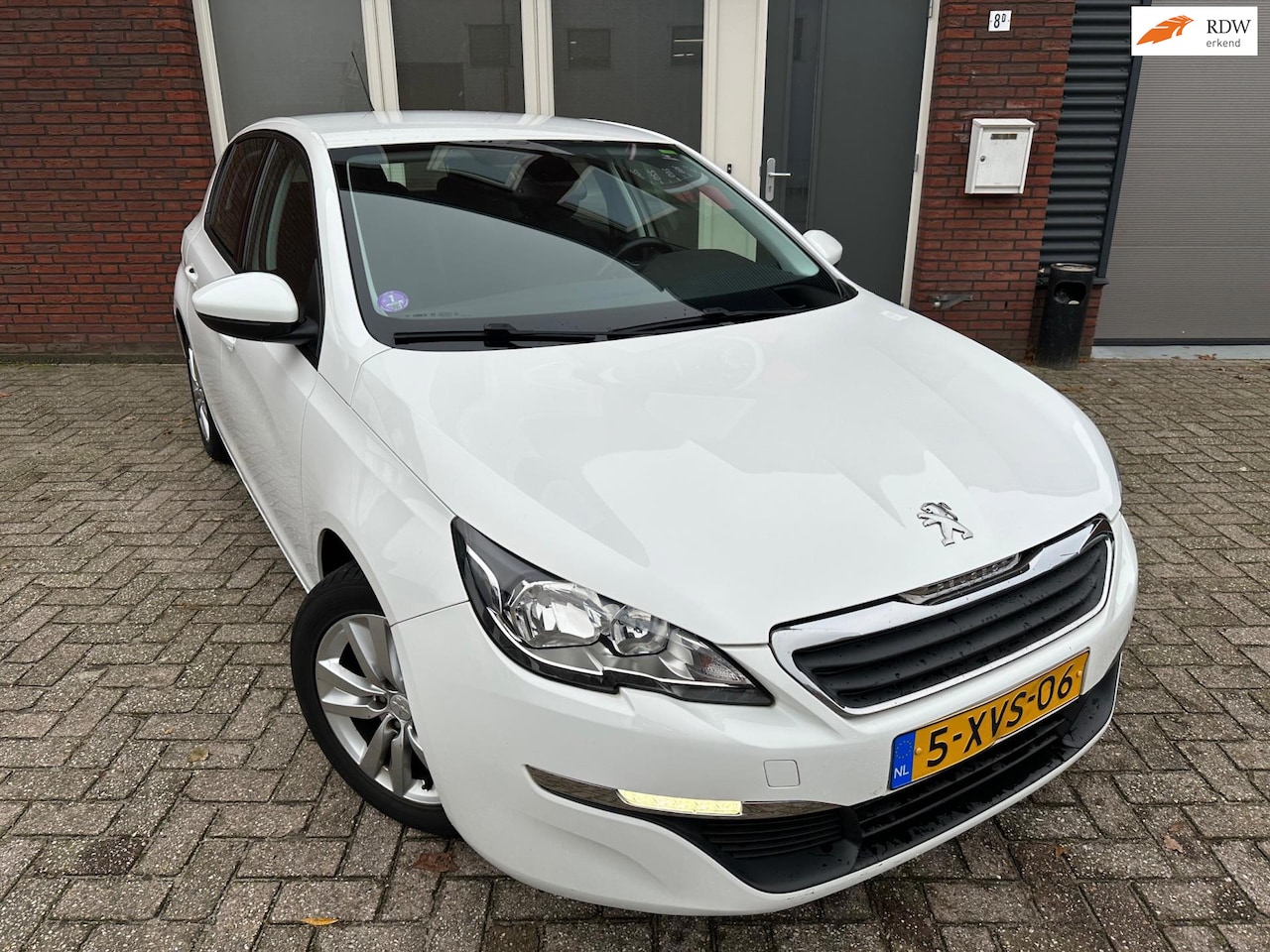 Peugeot 308 - 1.2 VTi Active / Navi / PDC / Clima / Cruise - AutoWereld.nl