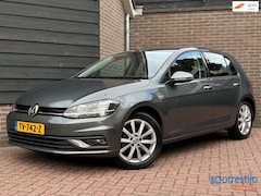 Volkswagen Golf - 1.0 TSI Comfortline | Trekhaak | Cruise | Navi | Facelift
