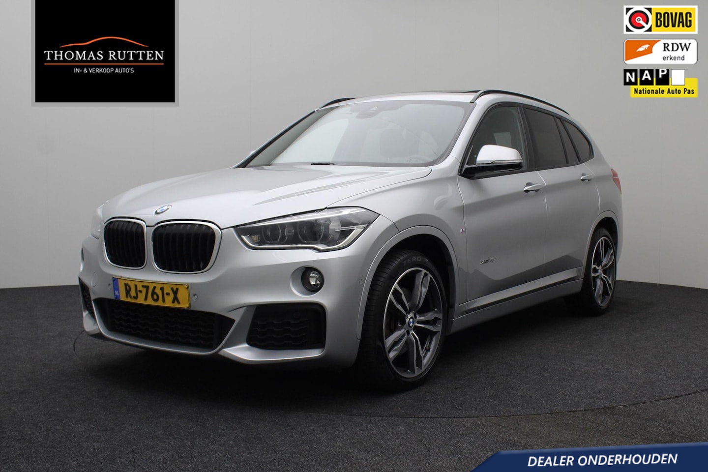 BMW X1 - xDrive20i High Executive 2017 | Dealer Onderhouden | Panorama Dak | Airco | Navigatie | Cr - AutoWereld.nl