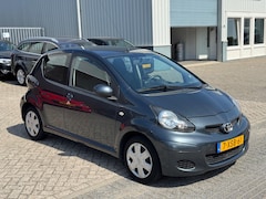 Toyota Aygo - 1.0-12V Dynamic Navigator AUT | Elec-Pakket | Airco | Navi