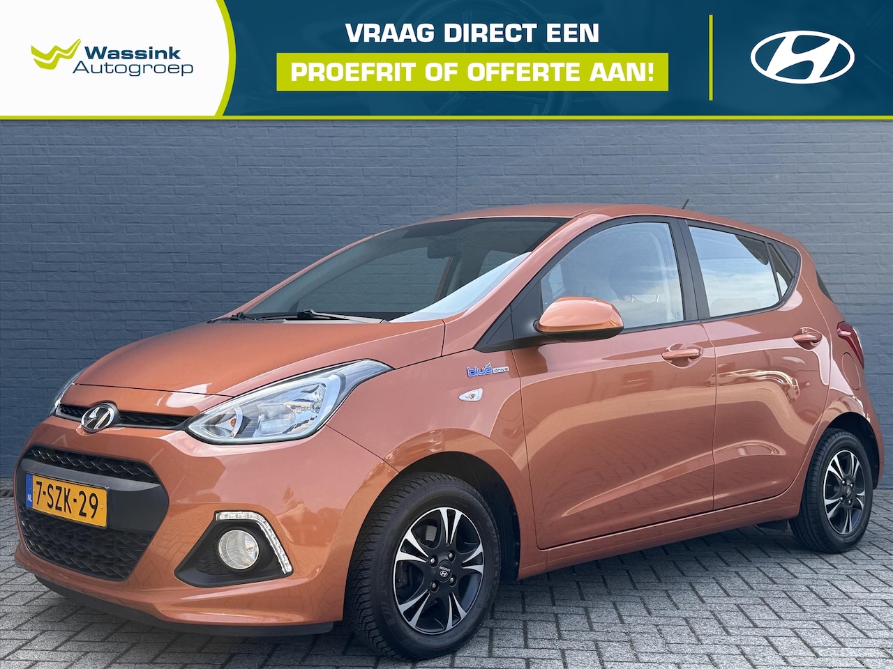 Hyundai i10 - 1.0i 66pk Blue 4pl. Comfort Plus | Handsfree Carkit | Climate Control | Lichtmetalen Velge - AutoWereld.nl