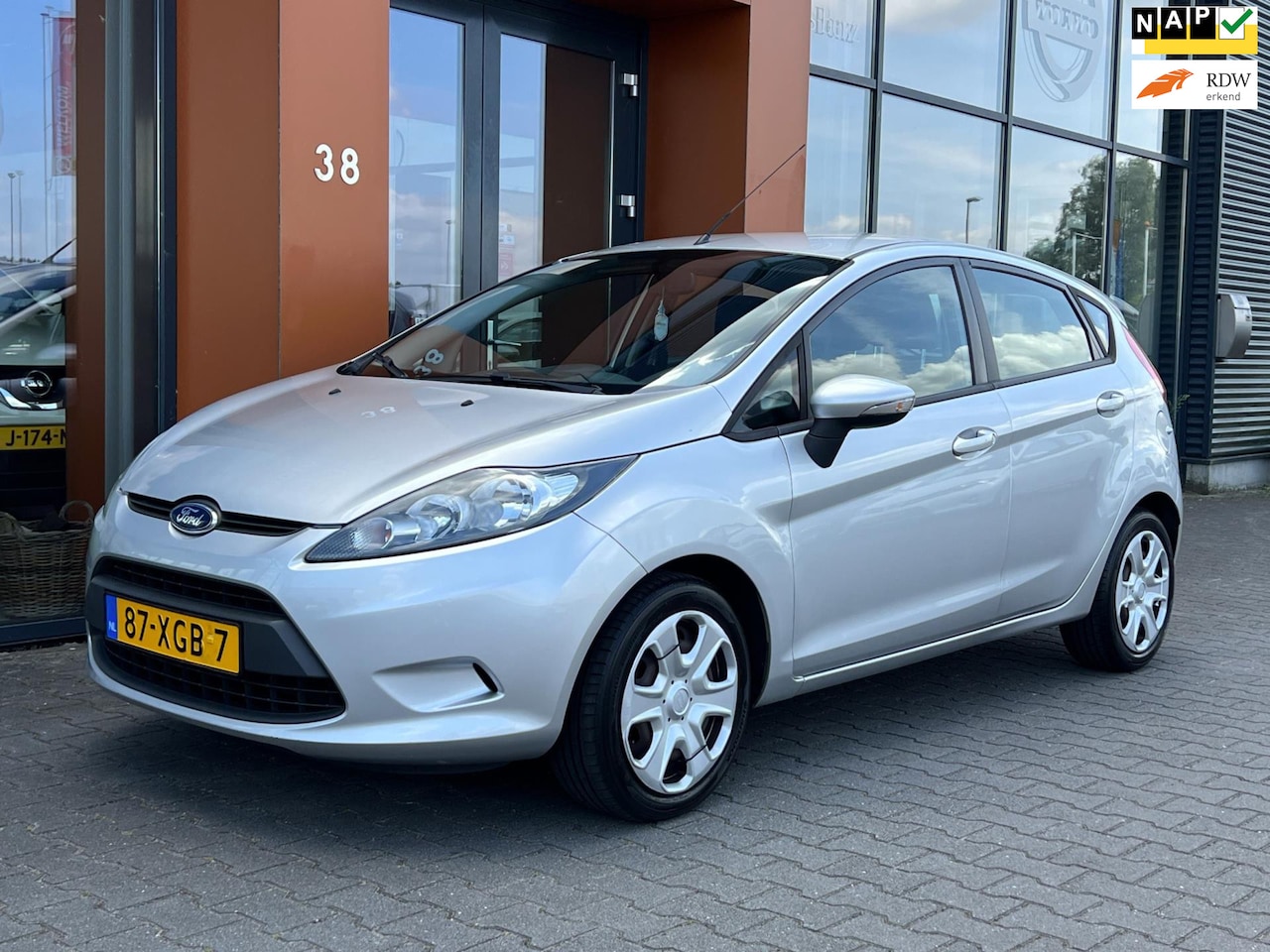 Ford Fiesta - 1.25 Champion 5deurs|Airco|Isofix|AUX|APK 2026 - AutoWereld.nl