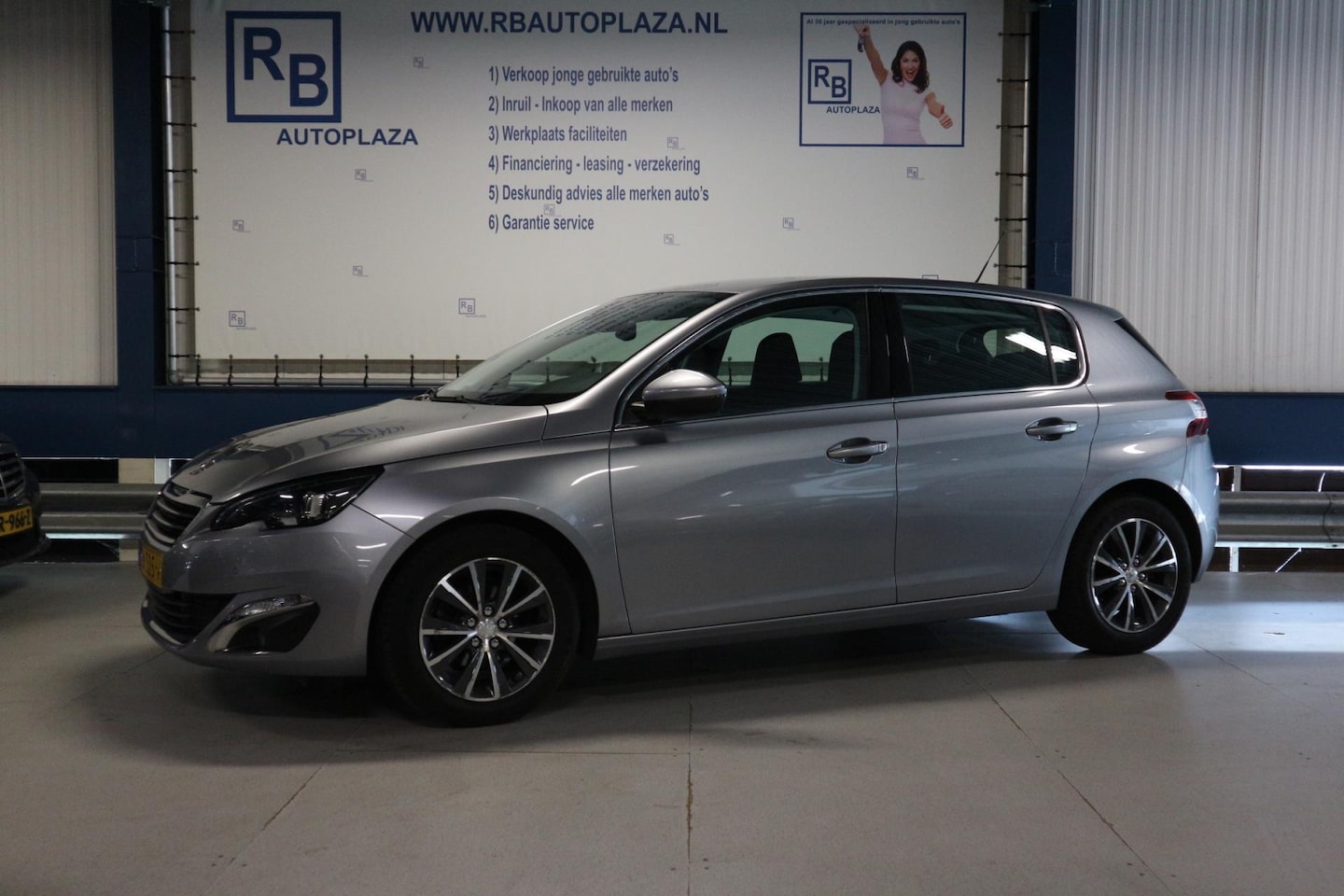 Peugeot 308 - 1.2 PureTech Allure RIEM VERVANGEN/ DEALER ONDERHOUDEN/ RIJKLAAR - AutoWereld.nl