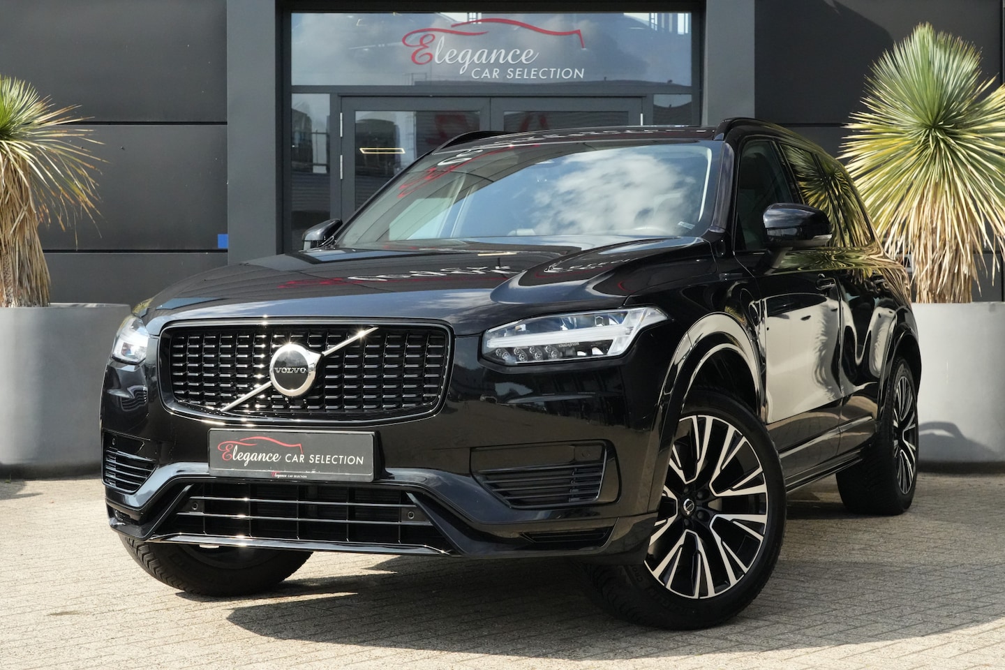 Volvo XC90 - 2.0 T8 Recharge AWD Core Bright 455pk Panoramadak/HarmanKardon/Trekhaak - AutoWereld.nl