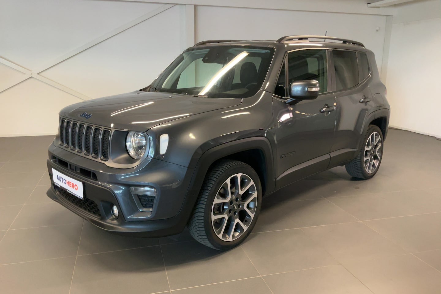 Jeep Renegade - 4xe 240 Plug-in Hybrid Electric Limited | JC88245 | - AutoWereld.nl