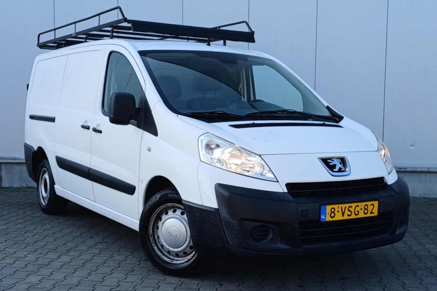 Peugeot Expert - 229 1.6 HDI L2H1 229 1.6 HDI L2H1, Distributie vervangen, Trekhaak, Imperiaal - AutoWereld.nl