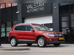 Volkswagen Tiguan - 1.4 TSI 150 PK | Panorama | Trekhaak | Wild Cherry Red