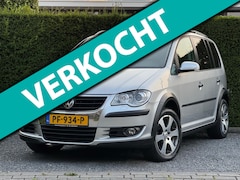Volkswagen Touran Cross - 1.4 TSI | AUTOMAAT | RIJKLAAR AFL