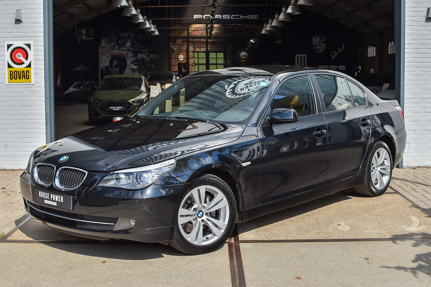 BMW 5-serie - 523i *Topstaat* *Softclose | Keyless | Navi | Cruise | Clima | Leder | Stoelverwarming* - AutoWereld.nl