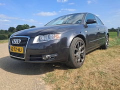 Audi A4 Limousine - 2.0 TFSI Advance 2.0 TFSI