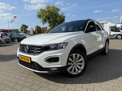 Volkswagen T-Roc - 1.5 TSI Sport Automaat (BOVAG/RIJKLAARPRIJS)