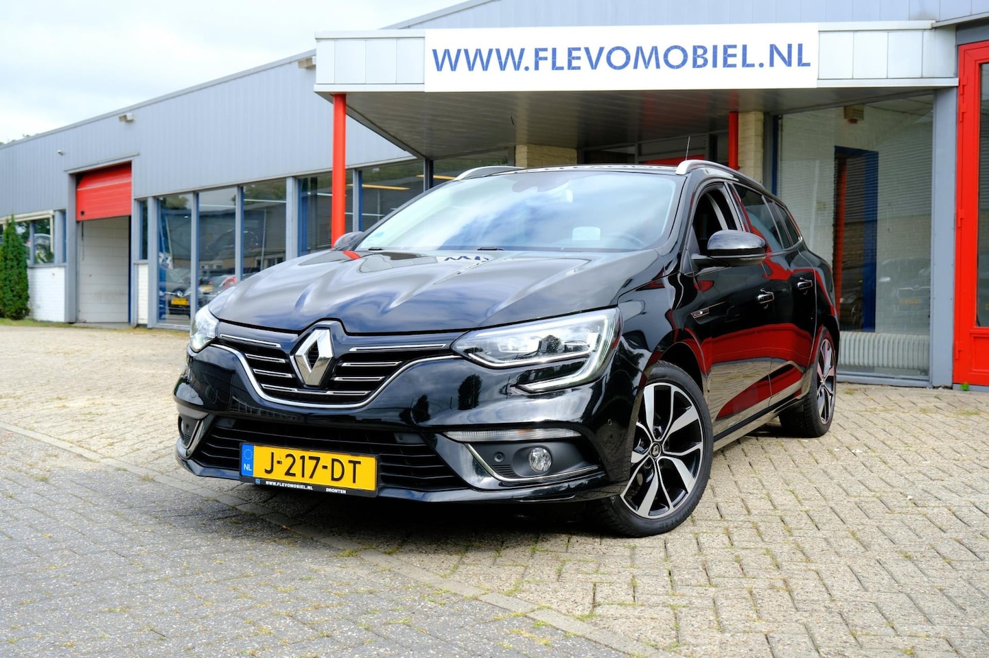 Renault Mégane Estate - 1.3 TCe Bose Aut. Navi|1e Eig|HUD|Half Leder|LMV|Cam - AutoWereld.nl