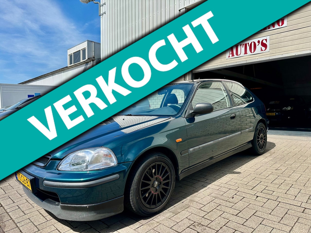 Honda Civic - 1.5i LS VTEC-E | Airco | APK | Onderhouden - AutoWereld.nl