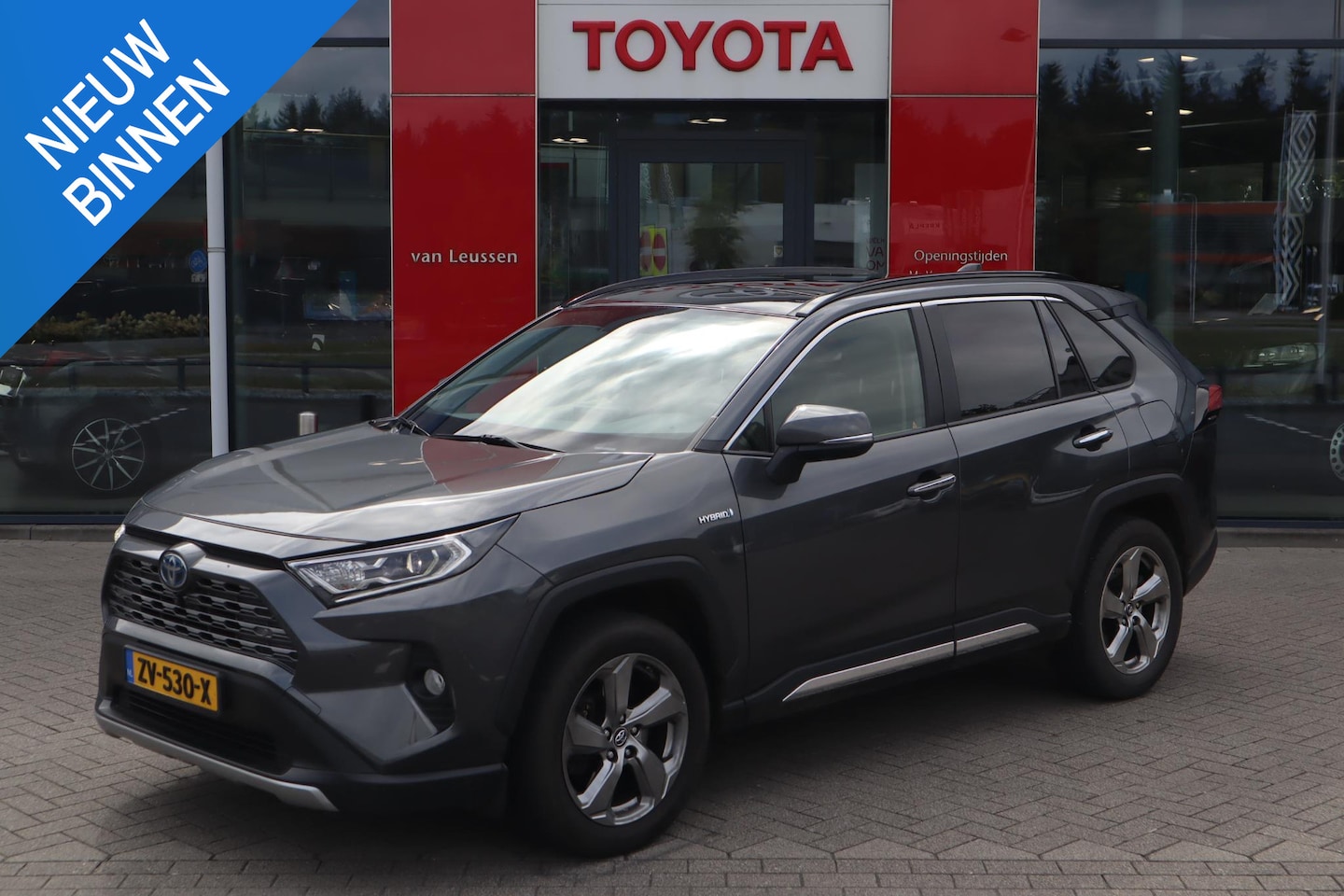 Toyota RAV4 - 2.5 HYBRID AWD EXECUTIVE APPLE/ANDROID PANODAK JBL BLISS MEMORY EL-STOEL AFN.TREKHAAK P-SE - AutoWereld.nl