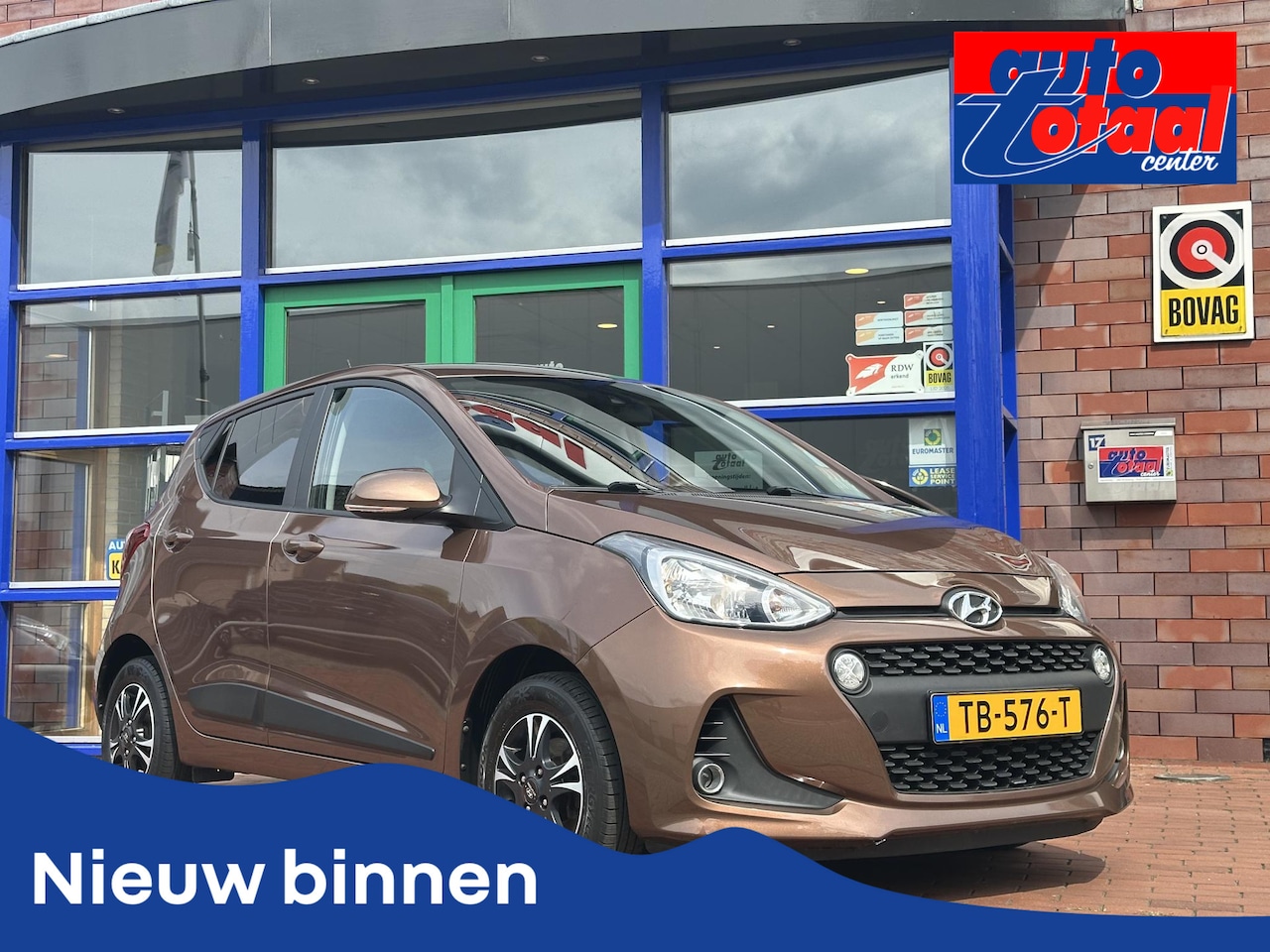 Hyundai i10 - 1.0i i-Premium | Airco | Navi | Dealer onderhouden - AutoWereld.nl