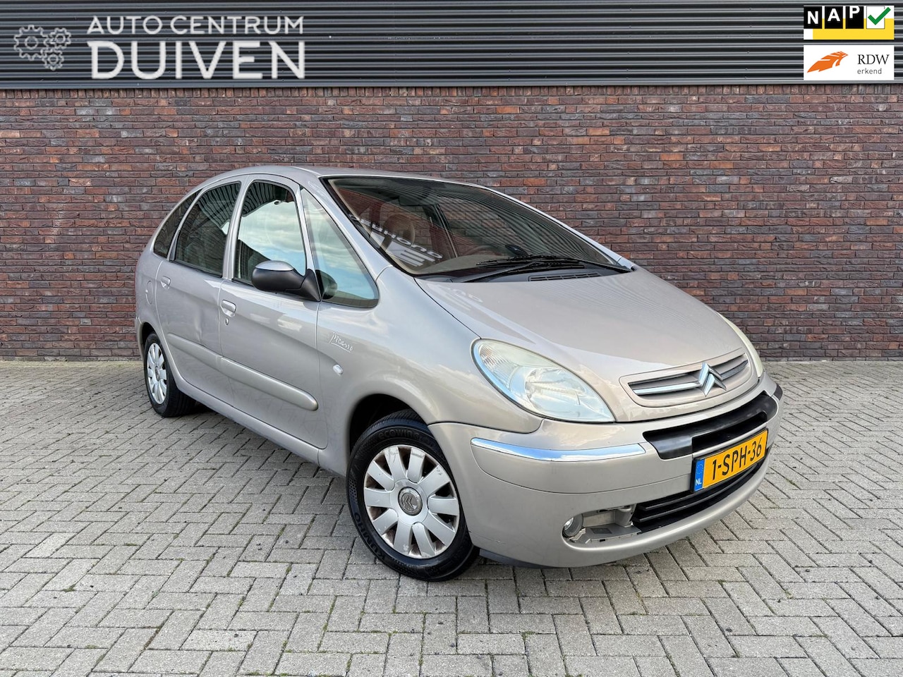 Citroën Xsara Picasso - 2.0i | Automaat | Nieuw APK - AutoWereld.nl