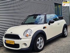 MINI Cabrio - 1.6 One Salt 04-2011 Pepper (Old English) White