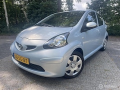 Toyota Aygo - 1.0-12V +..Automaat..€2799,
