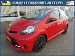 Toyota Aygo - 1.0 5-drs/Cool & Go/Red-Black pack