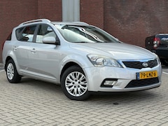 Kia Cee'd Sporty Wagon - 2.0 CVVT X-ecutive|AIRCO|TREKHAAK|INRUILKOOPJE