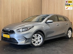Kia Cee'd - Ceed 1.5 T-GDi DynamicLine|161PK|AUTOMAAT|CARPLAY|CAMERA|CRUISE|CLIMATE|STOEL-, STUURVERW.