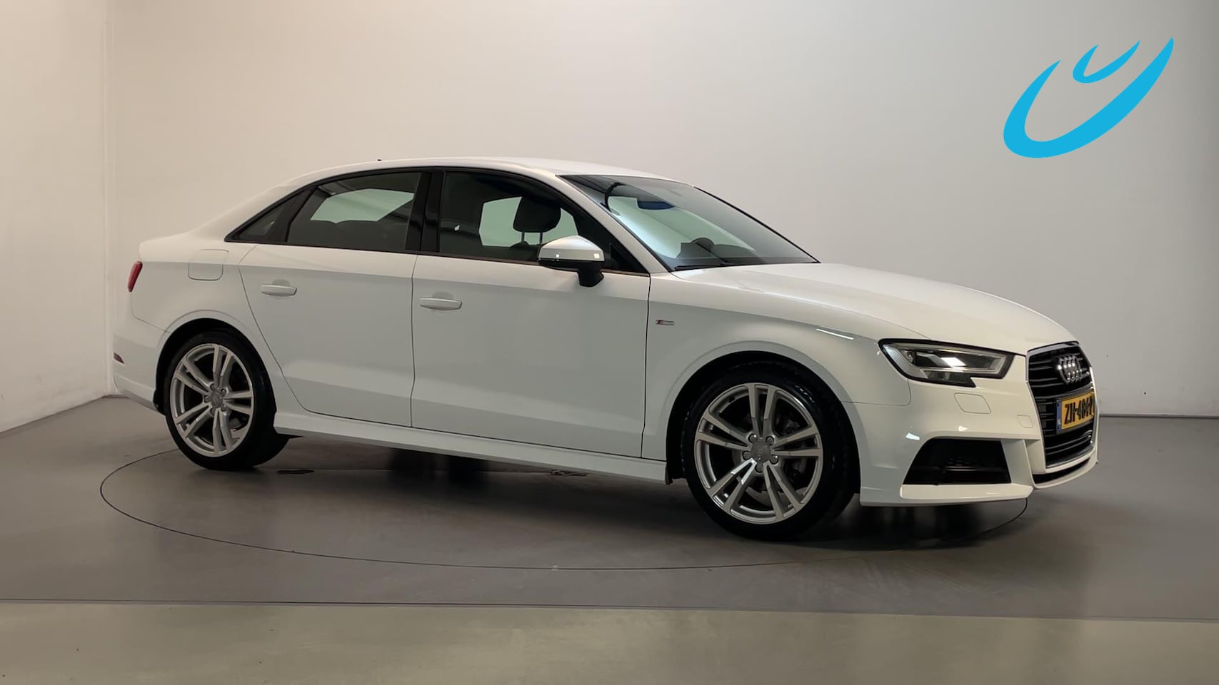 Audi A3 Limousine - 30 TFSI Sport S Line Edition Navigatie Parkeersensoren - AutoWereld.nl