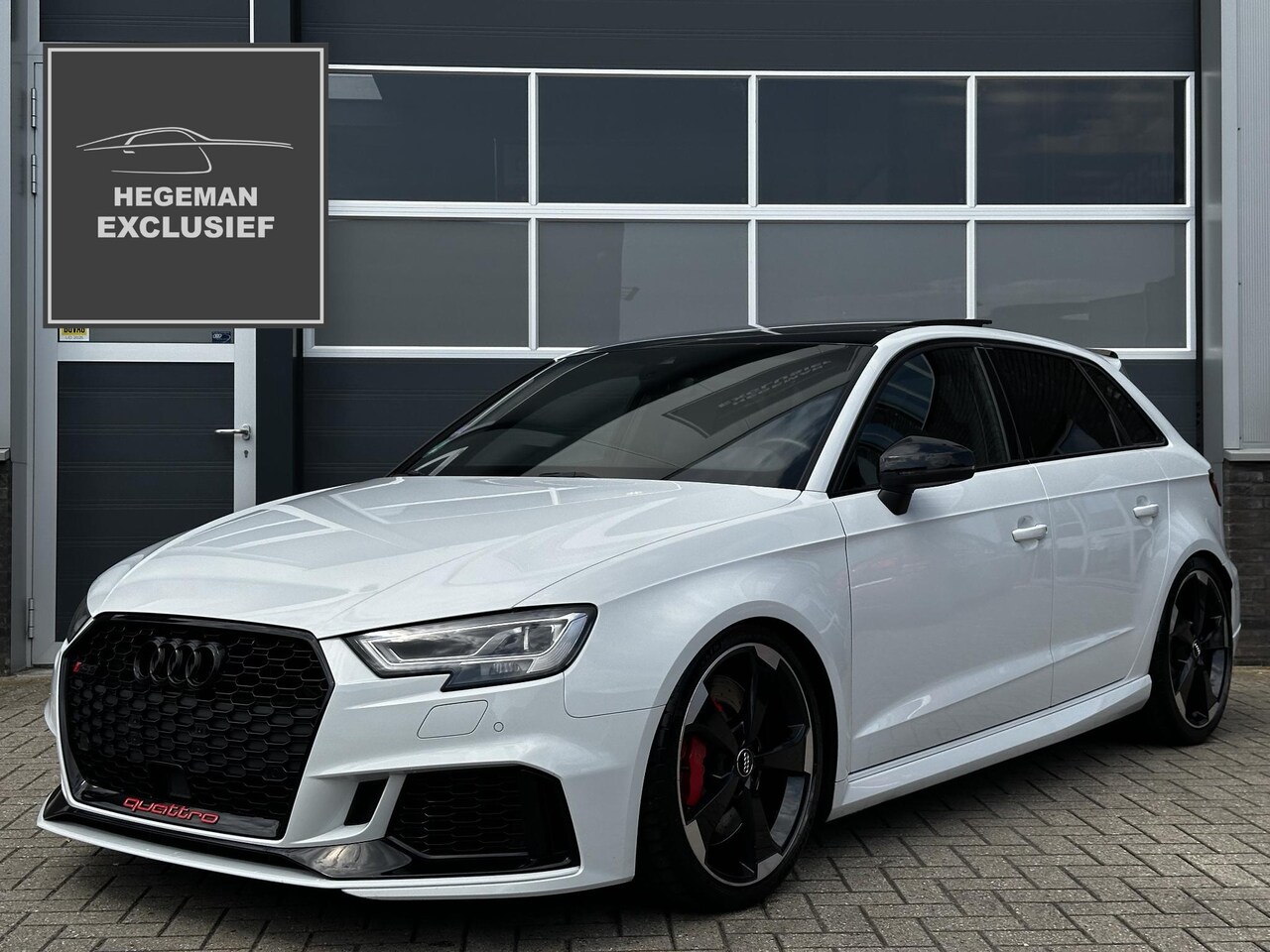 Audi RS3 - Sportback 2.5 TFSI RS 3 quattro DAZA | Schuif-kanteldak | B&O | RS DESIGN | MAGNETIC RIDE - AutoWereld.nl