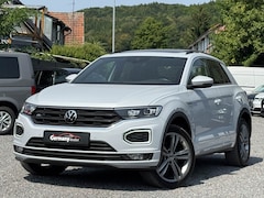 Volkswagen T-Roc - 1.5TSI R-Line Pano Keyless ACC Dodehoek Zetels Trekhaak