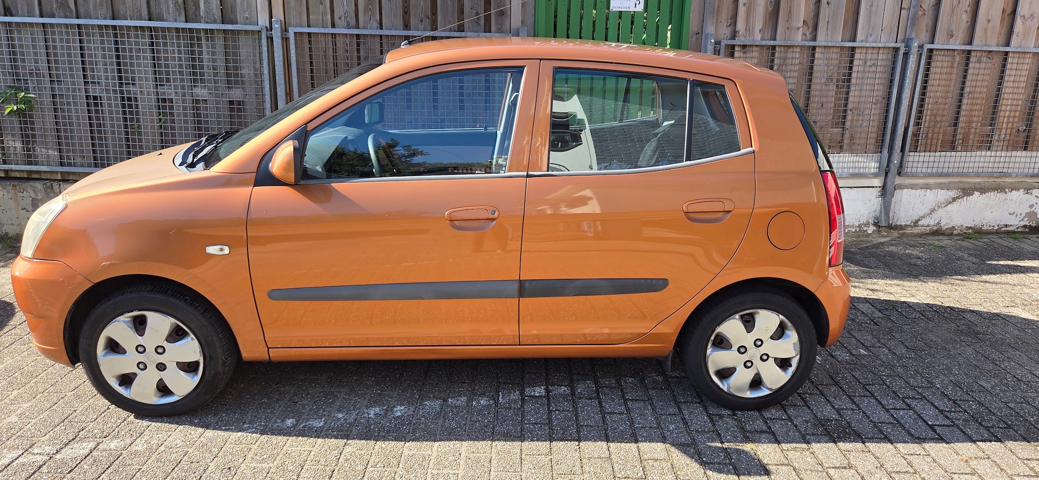 Kia Picanto - 1.0 LXE - AutoWereld.nl