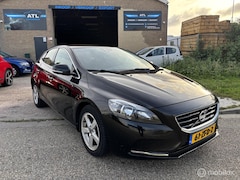 Volvo V40 - 1.6 D2