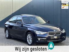 BMW 3-serie - 330e Schuifdak|Leder|HUD|H&K|Vol optie
