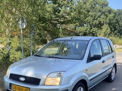 Ford Fusion - 1.4-16V Trend