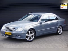Mercedes-Benz C-klasse - 180 K. Avantgarde | Trekhaak | Cruise | Youngtimer |