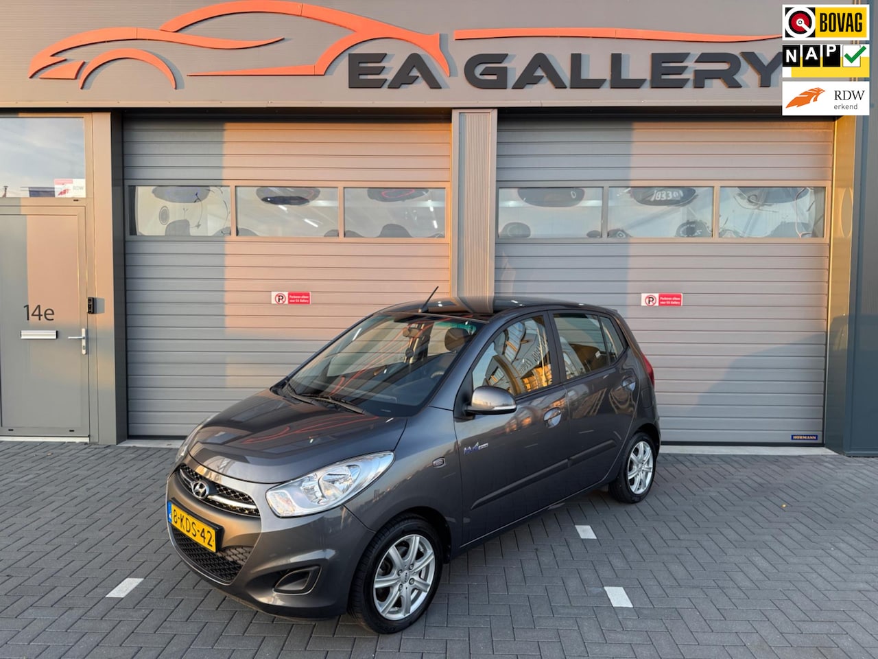 Hyundai i10 - 1.0 Black pack | Airco | NAP | elek. ramen - AutoWereld.nl