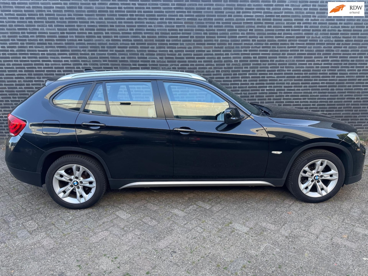 BMW X1 - sDrive18i Executive SDrive18i Executive - AutoWereld.nl