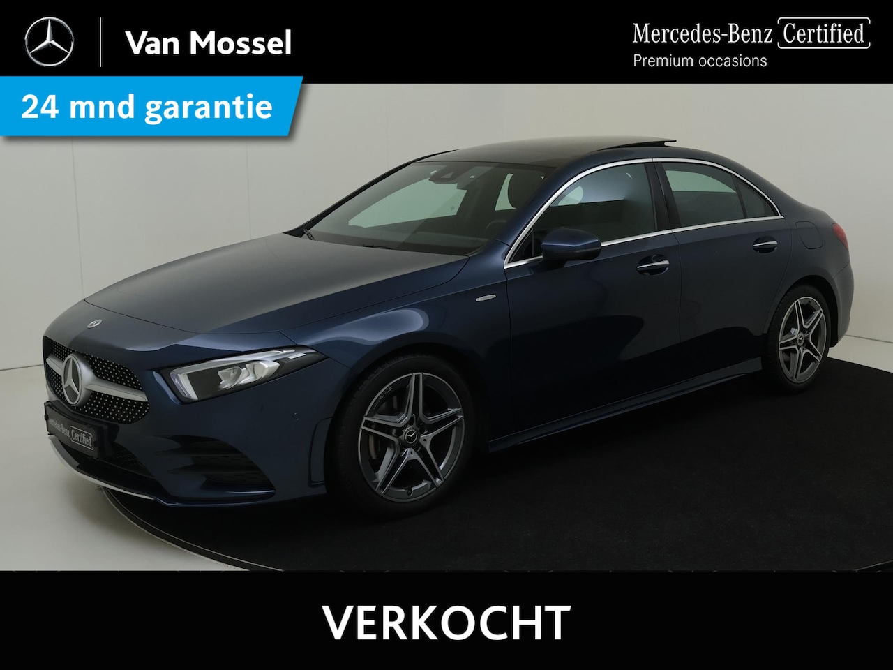Mercedes-Benz A-klasse - 180 AMG Line / Stoelverwarming / Achteruitrijcamera / Panorama-schuifdak - AutoWereld.nl