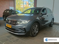 Volkswagen Tiguan - 2.0 TSI 4Motion 190pk Elegance | Trekhaak | 2500kg Trekgewicht | Stoelverwarming | Camera