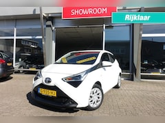 Toyota Aygo - 1.0 VVT-I X-PLAY AUTOMAAT camera 100%NL (All-in prijs)