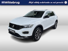 Volkswagen T-Roc - 1.5 TSI Style / Afneembare trekhaak / Achteruitrijcamera / Side Assist / Elect. achterklep