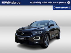 Volkswagen T-Roc - 1.5 TSI 150pk DSG R-line / 18" LMV / LED / R-Line Int. & Ext. / Elek. achterklep / Stoelve