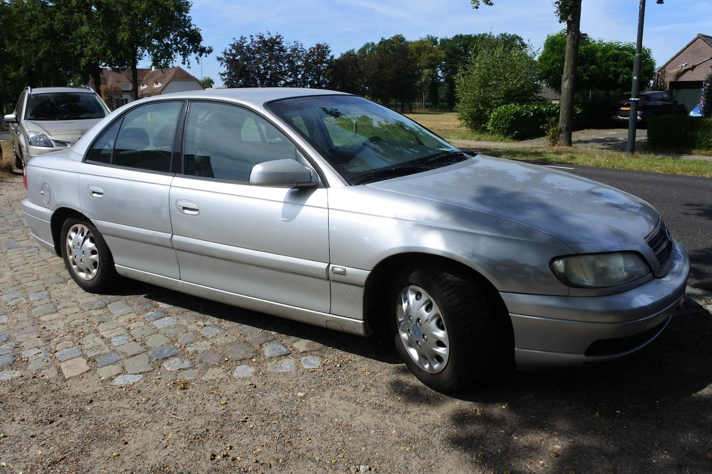 Opel Omega - 2.2i-16V Business Edition223 dkm nw apk 15-8-2026 - AutoWereld.nl