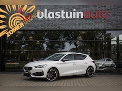 CUPRA Leon - 1.5 eTSI Business Edition , Stoelverwarming, Lane Assist, Half Leder