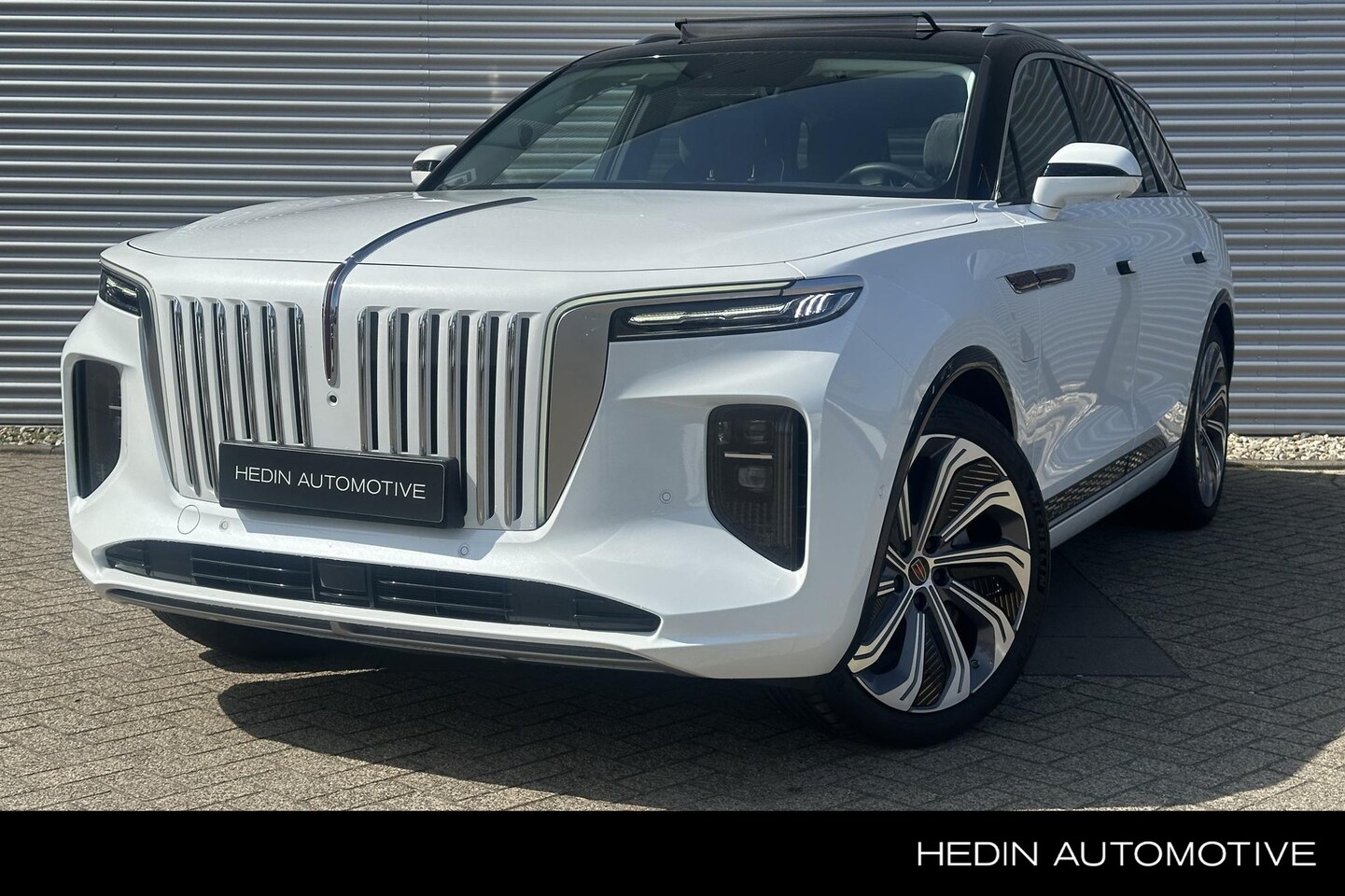 Hongqi E-HS9 - President 120 kWh - AutoWereld.nl