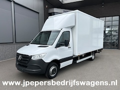 Mercedes-Benz Sprinter - 516 CDI Bakwagen / Laadklep / Zijdeur / MBUX / Camera / Navigatie / Airco