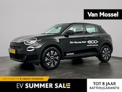 Fiat 600e - RED 54 kWh | DEMONSTRATIE MODEL | NAV | CARPLAY | PDC |