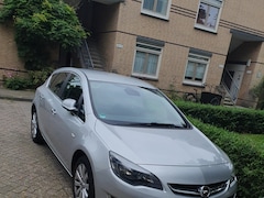Opel Astra - 1.4 Turbo Sport