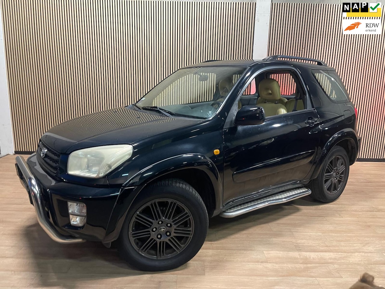 Toyota RAV4 - 2.0-16V VVT-i Sol 4x4 met nieuwe apk - AutoWereld.nl