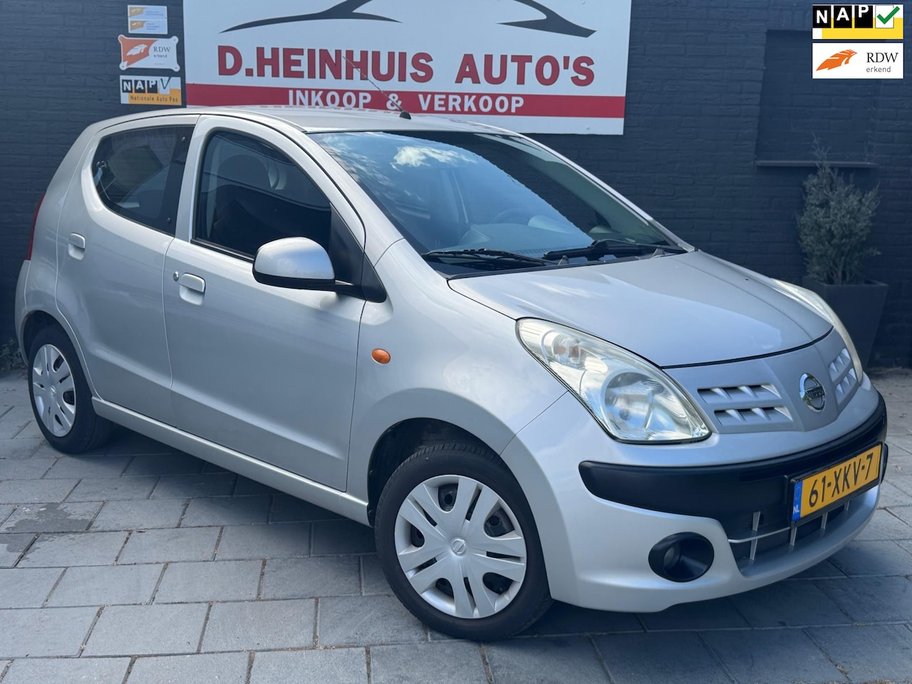 Nissan Pixo - 1.0 AIRCO 5DRS ELEK PAKKET (suzuki alto ) - AutoWereld.nl